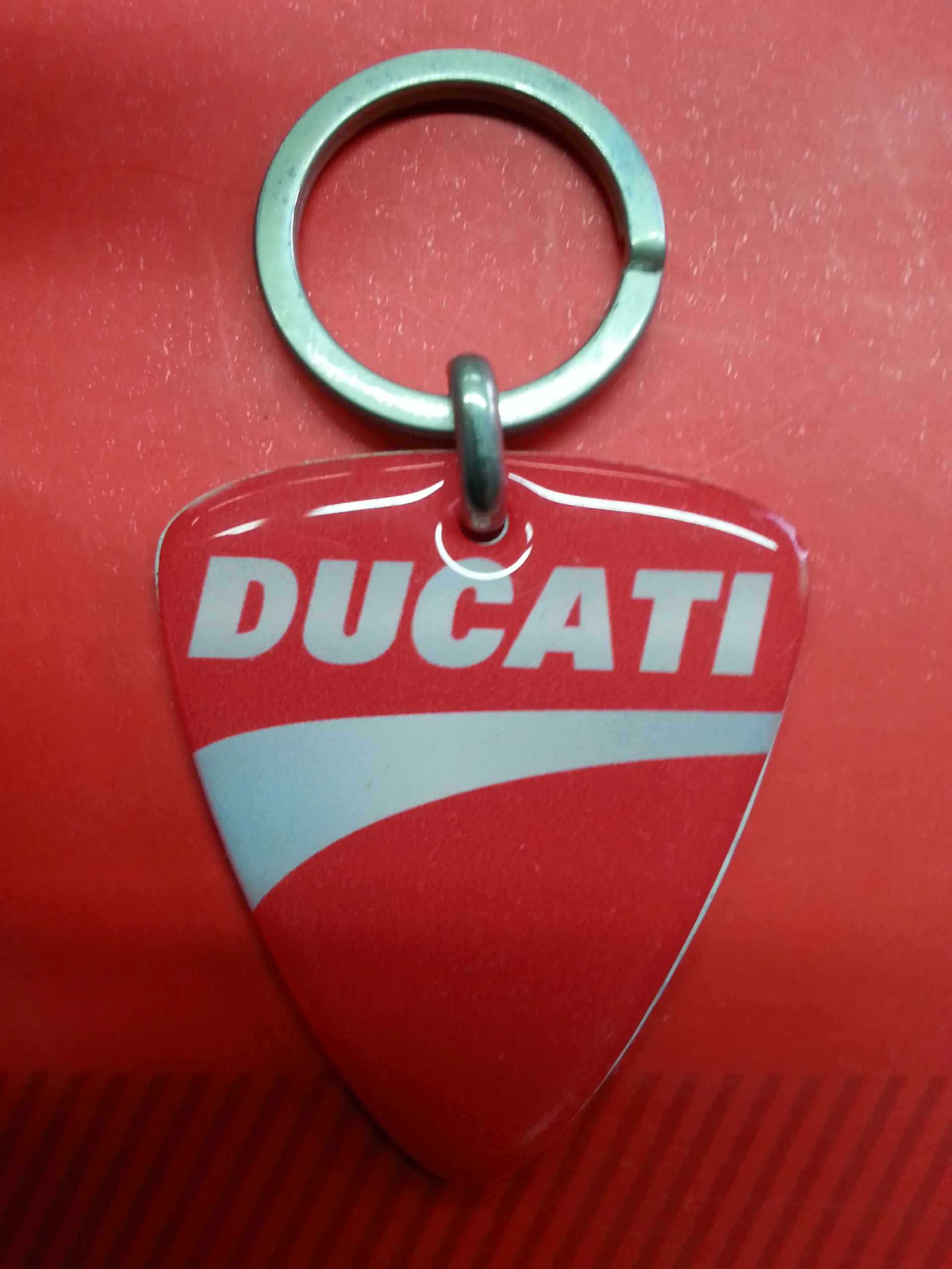PORTACHIAVI CON LOGO DUCATI